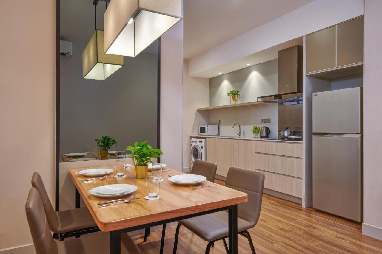 Mercure Living Putrajaya Exteriör bild A typical kitchen in a serviced apartment