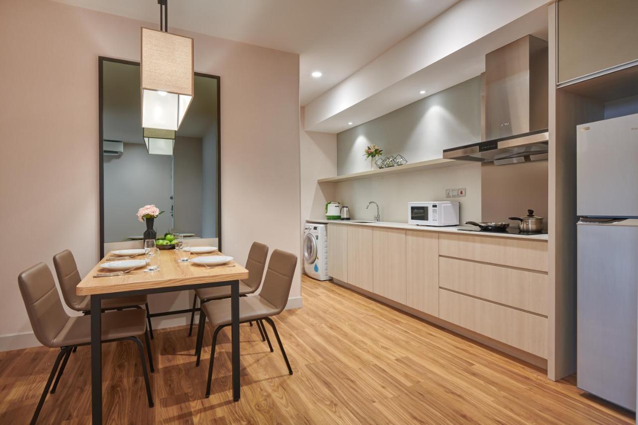 Mercure Living Putrajaya Exteriör bild A modern Japanese kitchen