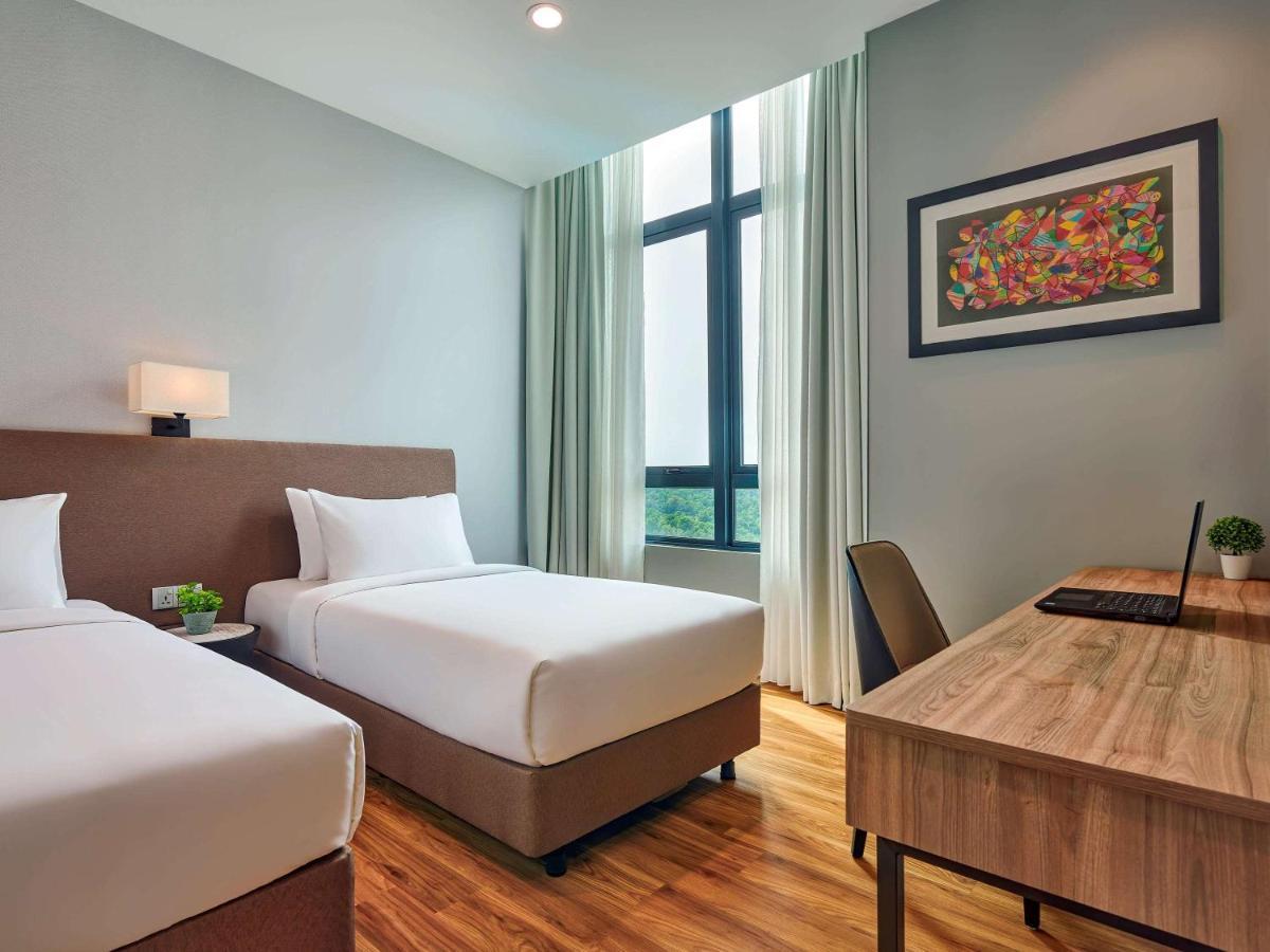 Mercure Living Putrajaya Exteriör bild Deluxe Room