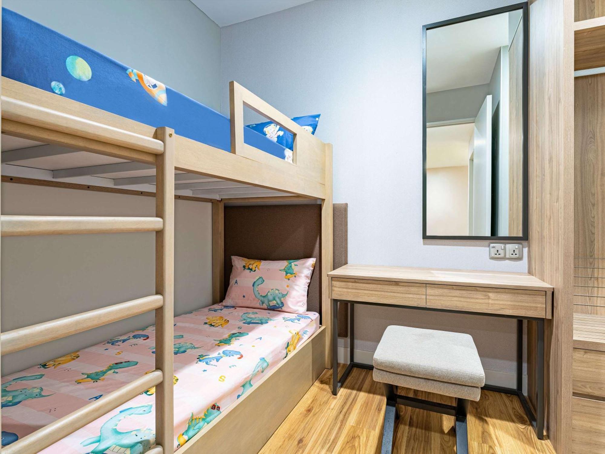 Mercure Living Putrajaya Exteriör bild A bunk bed