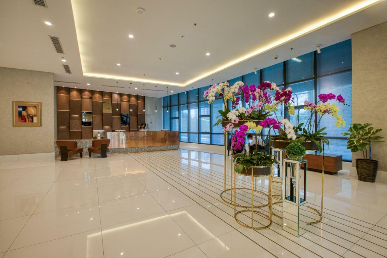 Mercure Living Putrajaya Exteriör bild Lobby